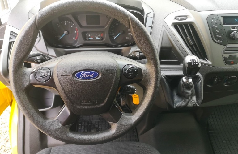 Pronájem dodávky Ford Transit Custom L2H1 Autopůjčovna Olomouc