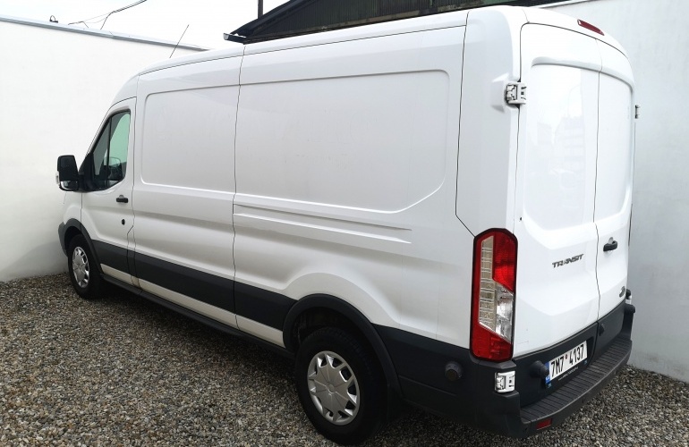 pronájem dodávky Ford Transit L3H2