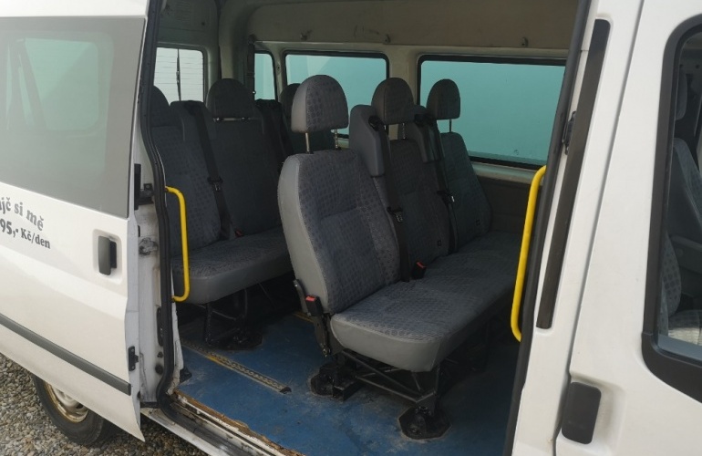 Ford Transit 9 místná dodávka